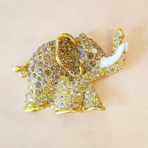 Princess Amanda Borghese Crystal Elephant Brooch – Gold Plated with Crystal Pavé